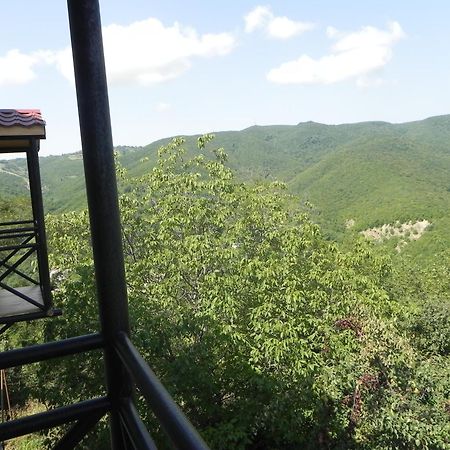 Galavnis Kari Hotel Sighnaghi Exterior photo