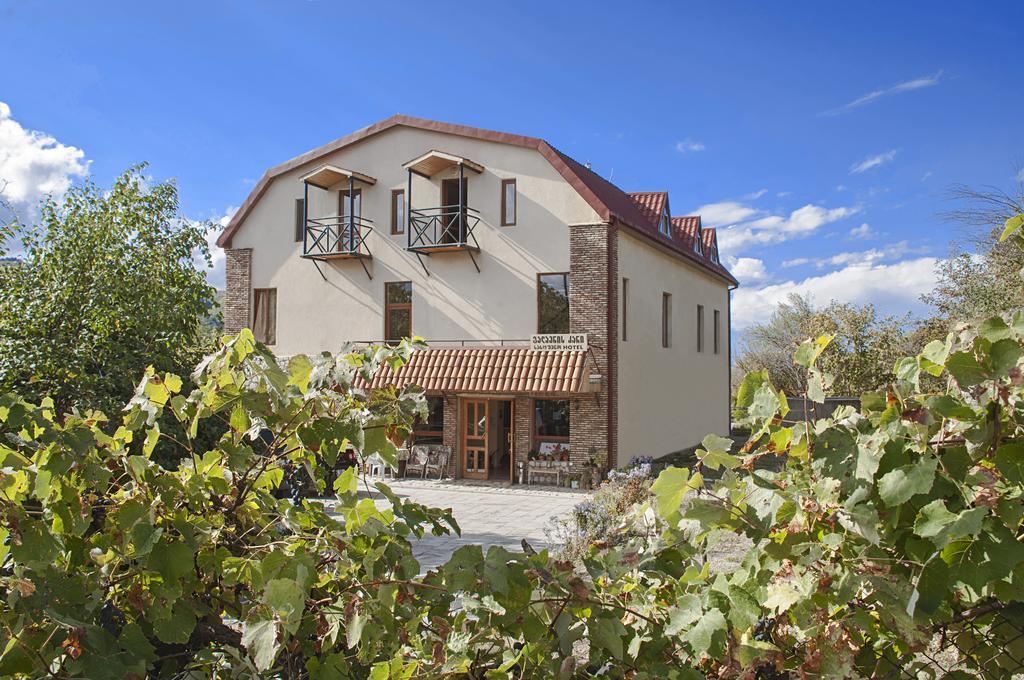 Galavnis Kari Hotel Sighnaghi Exterior photo