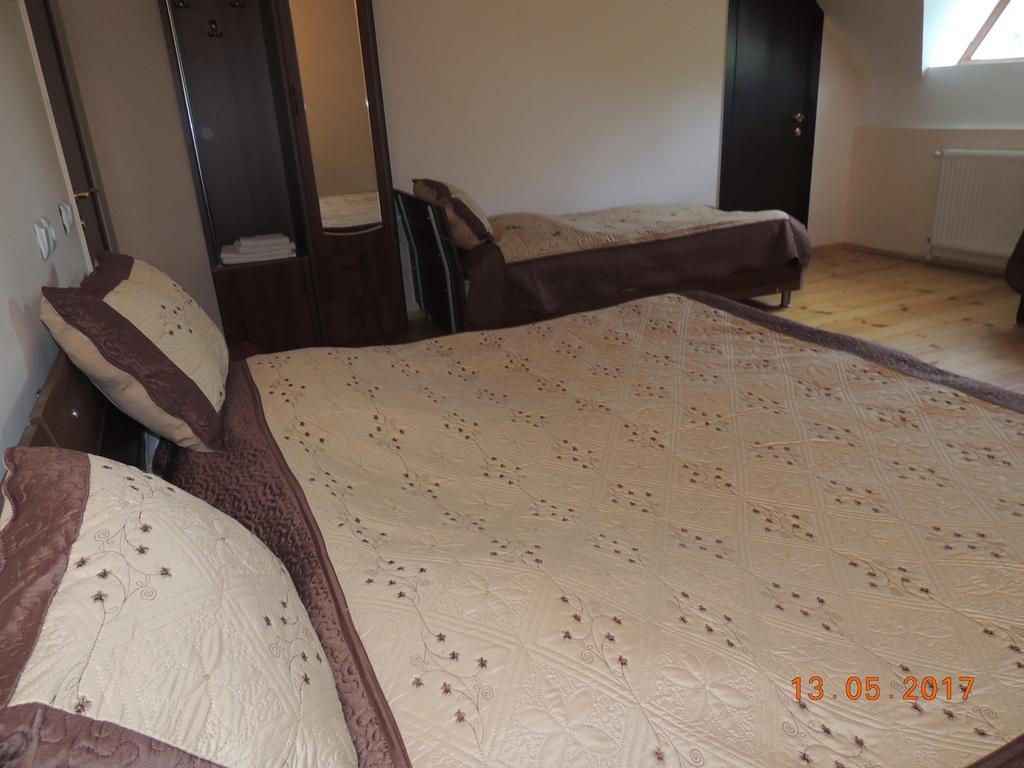 Galavnis Kari Hotel Sighnaghi Exterior photo
